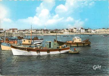 / CPSM FRANCE 56 "Quiberon, sardiniers au port"