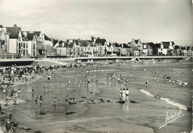 / CPSM FRANCE 56 "Quiberon, la plage"