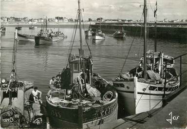 / CPSM FRANCE 56 "Quiberon, port Maria, bateaux de pêche"