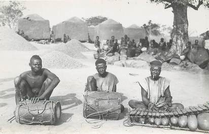 CARTE PHOTO AFRIQUE "Indigènes musiciens"