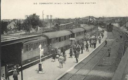 / CPA FRANCE 03 "Commentry, la gare, l'arrivée d'un train"