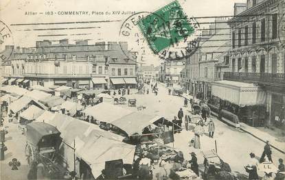 / CPA FRANCE 03 "Commentry, place du XIV Juillet"