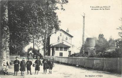 / CPA FRANCE 03 "Vallon en Sully, av de la gare"