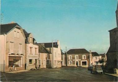 / CPSM FRANCE 56 "Saint Gerand, place de l"église"