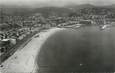 / CPSM FRANCE 83 "Vue générale de fréjus Plage et le port de Saint Raphaël"