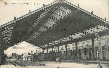 / CPA FRANCE 03 "Saint Germain des Fossés, la gare"