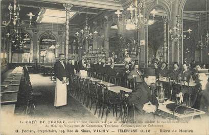 / CPA FRANCE 03  "Vichy, le café de France"