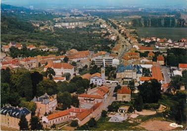 / CPSM FRANCE 57 "Moulins lès Metz, vue générale aérienne"