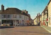 58 Nievre / CPSM FRANCE 58 "Saint Amand en Puisaye, la place"