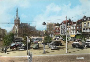 / CPSM FRANCE 59 "Tourcoing, place Charles et Albert Roussel" / AUTOMOBILE