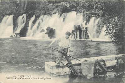 / CPA FRANCE 38 "Vizille, cascade du parc Lesdiguières"