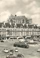 60 Oise / CPSM FRANCE 60 "Beauvais, la place Jeanne Hachette"