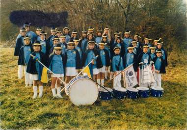 / CPSM FRANCE 60 "La Croix Saint Ouen" / MAJORETTE