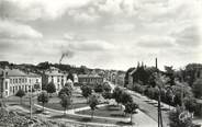 49 Maine Et Loire / CPSM FRANCE 49 "Cholet, la place de la demi lune"