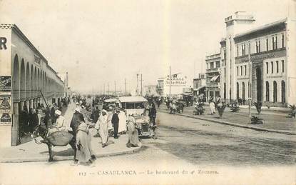 CPA MAROC "Casablanca, le bouevard du 4e zouave"
