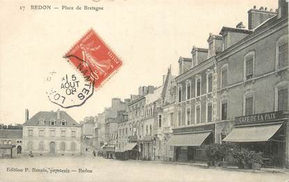 / CPA  FRANCE 35 "Redon, place de Bretagne"