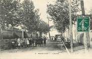 30 Gard CPA FRANCE 30  "Aigues Vives, l'avenue"