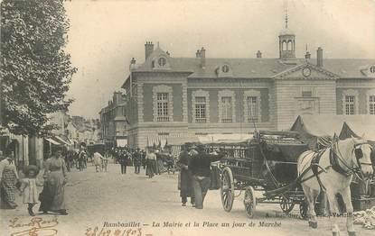 CPA FRANCE 78 "Rambouillet, la Mairie et la Place un jour de Marché"