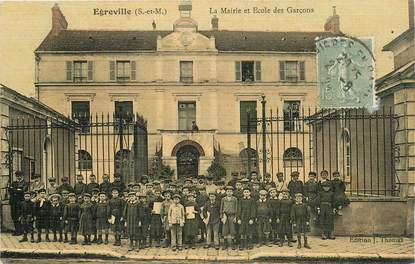 CPA FRANCE 77 "Egreville, la mairie et Ecole de garçons"