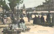 77 Seine Et Marne CPA FRANCE 77 "Fontainebleau, la Place Centrale, le Marché"