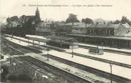 60 Oise / CPA FRANCE 60 "Saint Just en Chaussée, la gare, les quais"