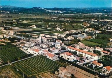 / CPSM FRANCE 84 "Cheval Blanc, vue générale aérienne"