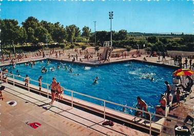 / CPSM FRANCE 84 "Cavaillon, la piscine"