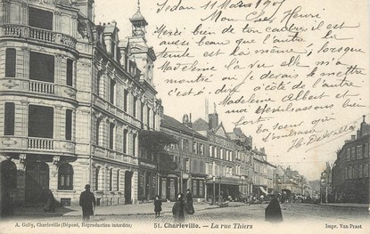/ CPA FRANCE 08 "Charleville, la rue Thiers"