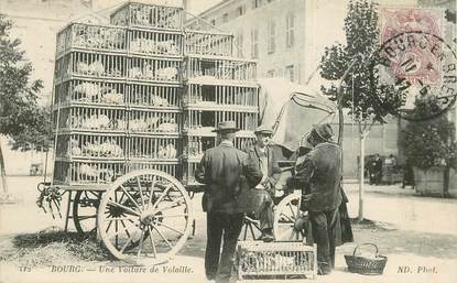 CPA FRANCE 01 "Bourg en Bresse, une voiture à volaille"