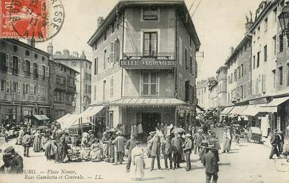 CPA FRANCE 01 "Bourg en Bresse, la Place Neuve, rues Gambetta et centrale"