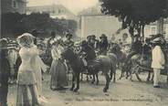 38 Isere / CPA FRANCE 38 "Uriage les Bains, une fête champêtre" / ÂNE