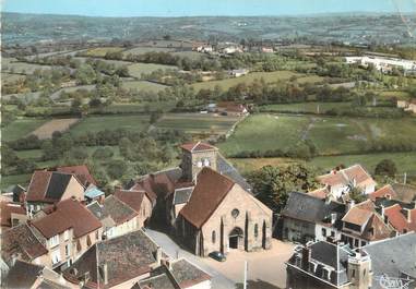 / CPSM FRANCE 63 "Montaigut en Combrailles, l'église, vue aérienne"