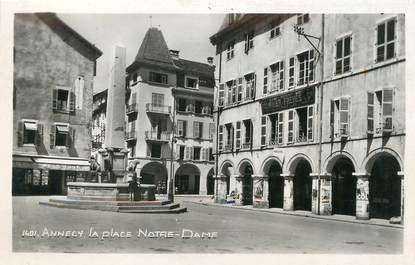 / CPSM FRANCE 74 "Annecy, la place Notre Dame"