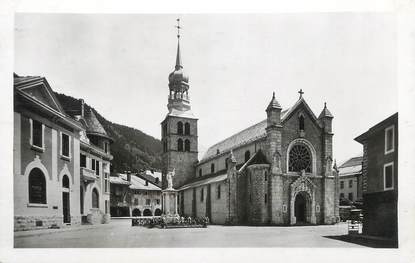 / CPSM FRANCE 74 "Thones, la poste, la mairie et l'église"