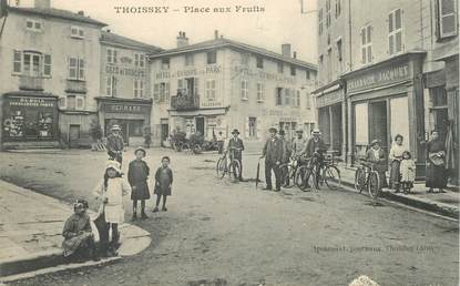 CPA FRANCE 01 "Thoissey, la place aux Fruits"