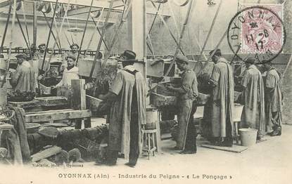 CPA FRANCE 01 "Oyonnax, industrie du Peigne, le ponçage"