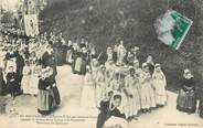 29 Finistere / CPA FRANCE 29 "Environs de Quimper, les jeunes filles portent la statue de la vierge à la procession"