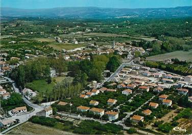 / CPSM FRANCE 84 "Saint Didier, vue générale aérienne"