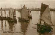 76 Seine Maritime / CPA FRANCE 76 "Le Havre, barques de pêche dans l'avant port "