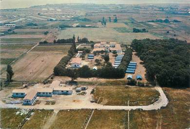 / CPSM FRANCE 17 "Le Château d'Oléron, vue générale"