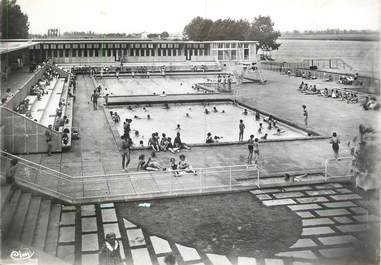 / CPSM FRANCE 71 "Macon, centre nautique, les piscines"