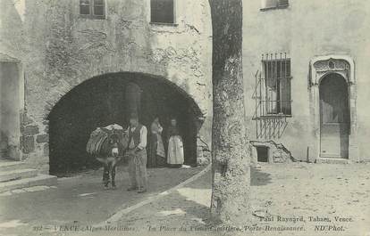 / CPA FRANCE 06 "Vence, la place du vieux cimetière"