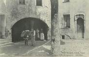 06 Alpe Maritime / CPA FRANCE 06 "Vence, la place du vieux cimetière"