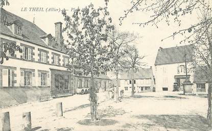 / CPA FRANCE 03 "Le Theil, place"