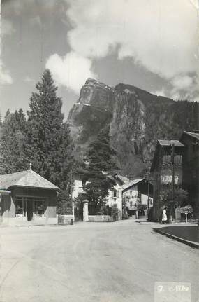 / CPSM FRANCE 74 "Samoens, vue partielle, le Criou"