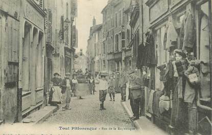 CPA FRANCE 54 "Toul, Rue de la République"