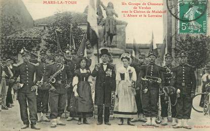 CPA FRANCE 54 "Mars la Tour, groupe de chasseurs de Verdun avec e Clairon de Malakoff"