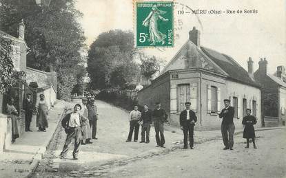 CPA FRANCE 60 "Méru, Rue de Senlis"