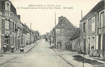 CPA FRANCE 89 "Saint Aubin sur Yonne, rue principale formée par la route de Paris à Genève, côte rapide"