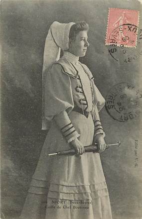 CPA FRANCE 79 "Niort, Coiffe de Chef Boutonne"